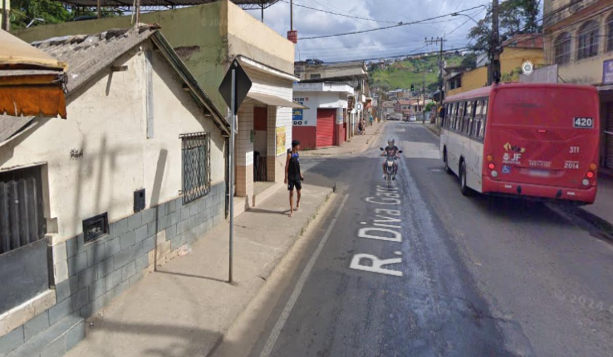 Rua Diva Garcia, no bairro Linhares, em Juiz de Fora