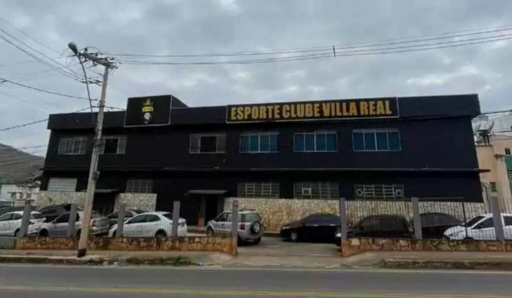 Venda do Villa Real, antigo clube de JF, deve parar na Justiça 3 Antiga sede do Villa Real, no bairro Bandeirantes, em Juiz de Fora