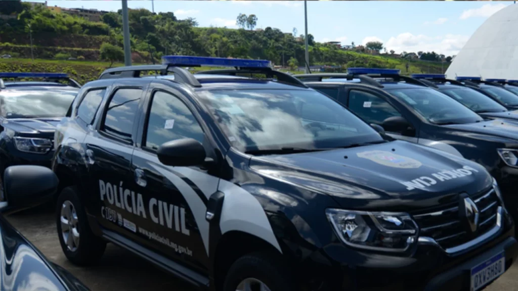 Carro da Policia Civil Operação Criminosos