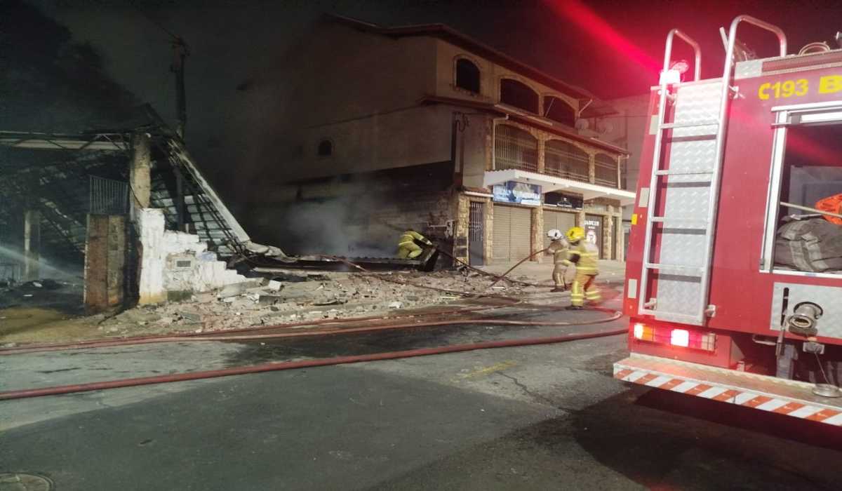 galpão que pegou fogo no bairro santa cruz em juiz de fora