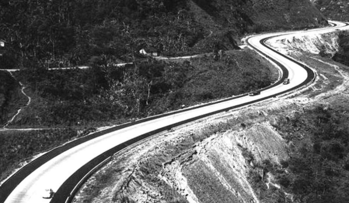 Estrada União e Indústria