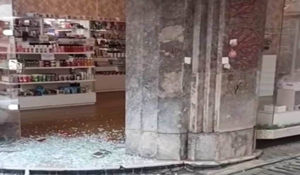 Loja foi arrombada no centro de Juiz de Fora