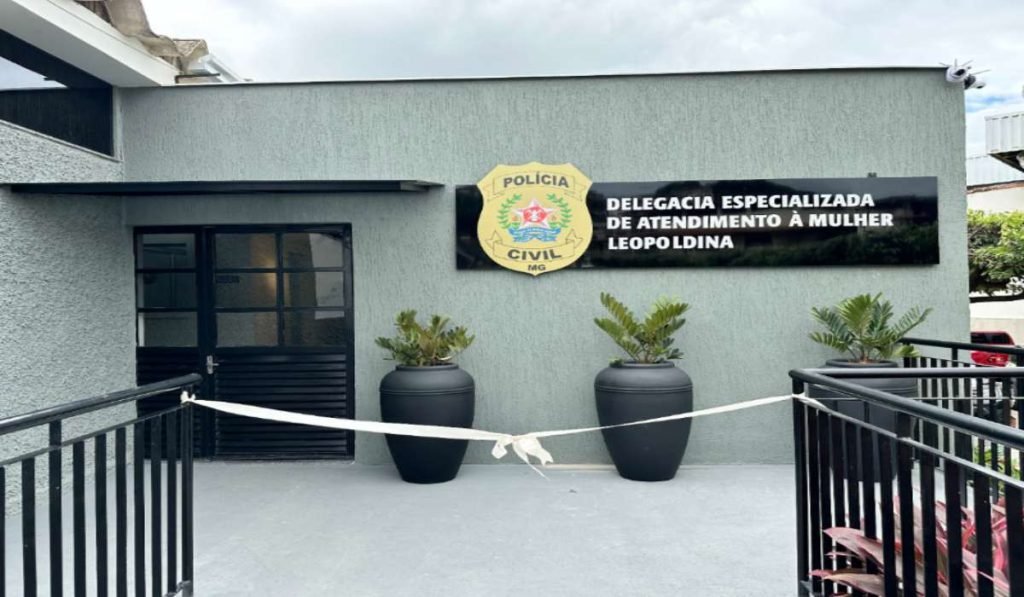 Criança, de 8 anos, é assassinada pela própria mãe, em Leopoldina 2 Criança foi assassinada pela própria mãe em Leopoldina