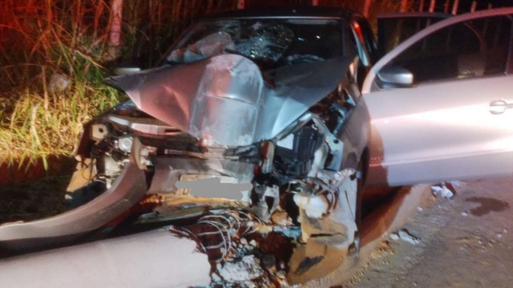 Quatro pessoas ficam feridas em acidente no bairro Fontesville, em Juiz de Fora 4 Acidente Fontesville