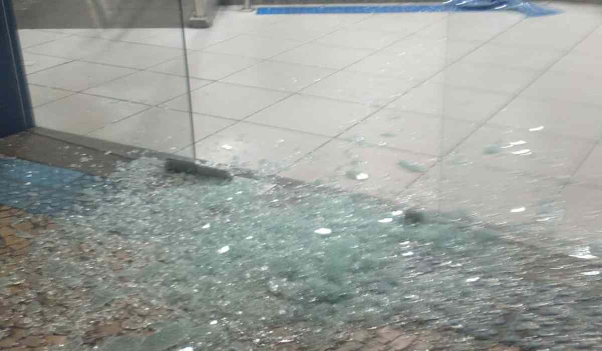 PM prende seis homens por furtos e danos em Juiz de Fora