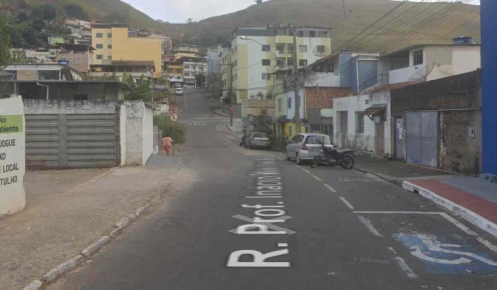 2 jovens de barbacena foram assaltados em frente a um colégio no bairro Dom Bosco, em Juiz de Fora