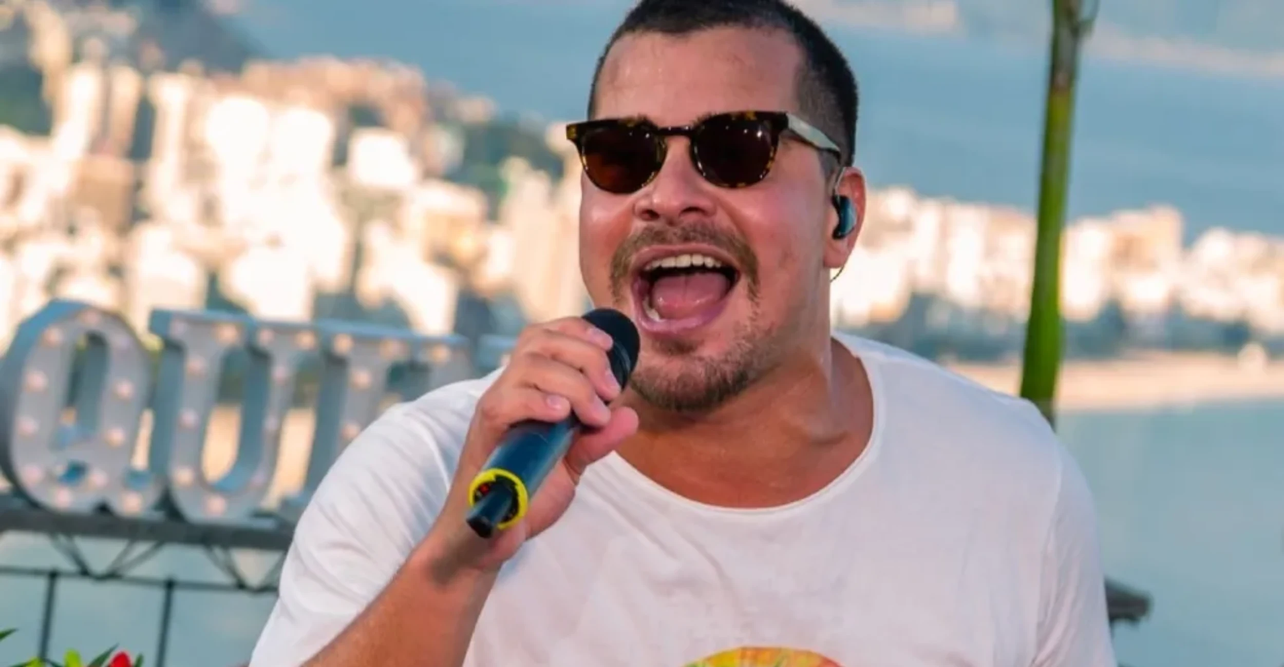 Thiago Martins samba nas alturas