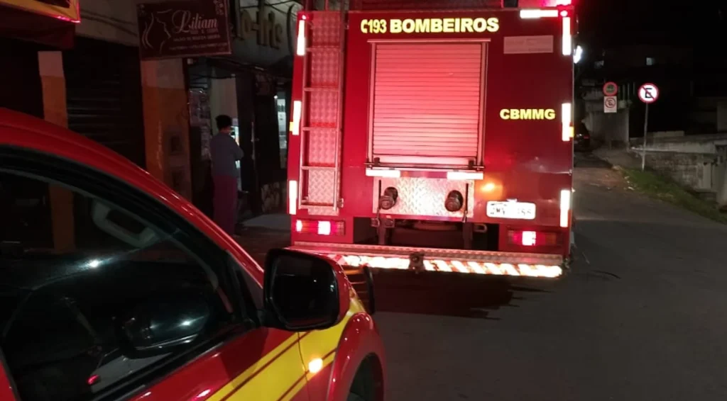 Bombeiros controlam principio de incendio no progresso