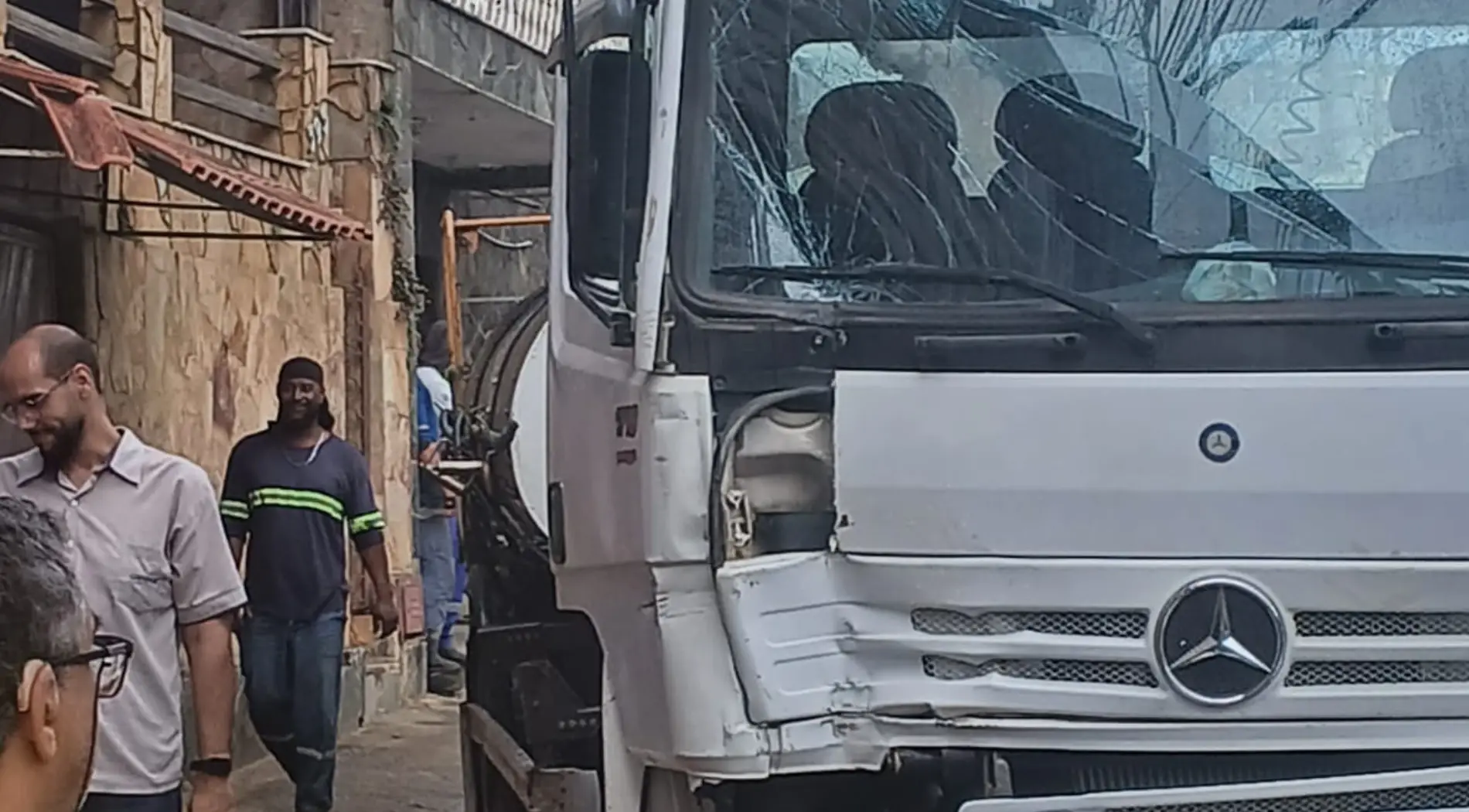 carreta perde freio cesário alvim