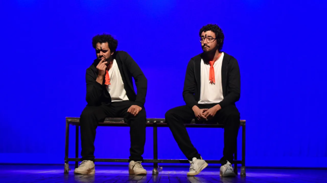 Em Comodos dobradinha cultural A Copa