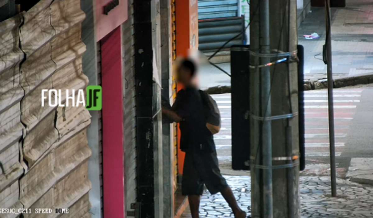 Sistema de videomonitoramento da Guarda Municipal flagrou arrombamento no Centro de Juiz de Fora