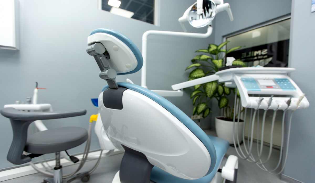 Dentista denuncia suspensão de atendimentos odontológicos em Juiz de Fora