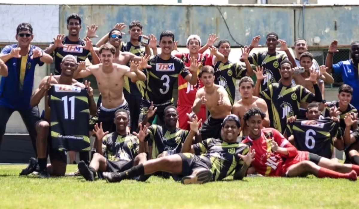 Uberabinha Sub-20 subiu para a 1ª Divisão do Campeonato Mineiro