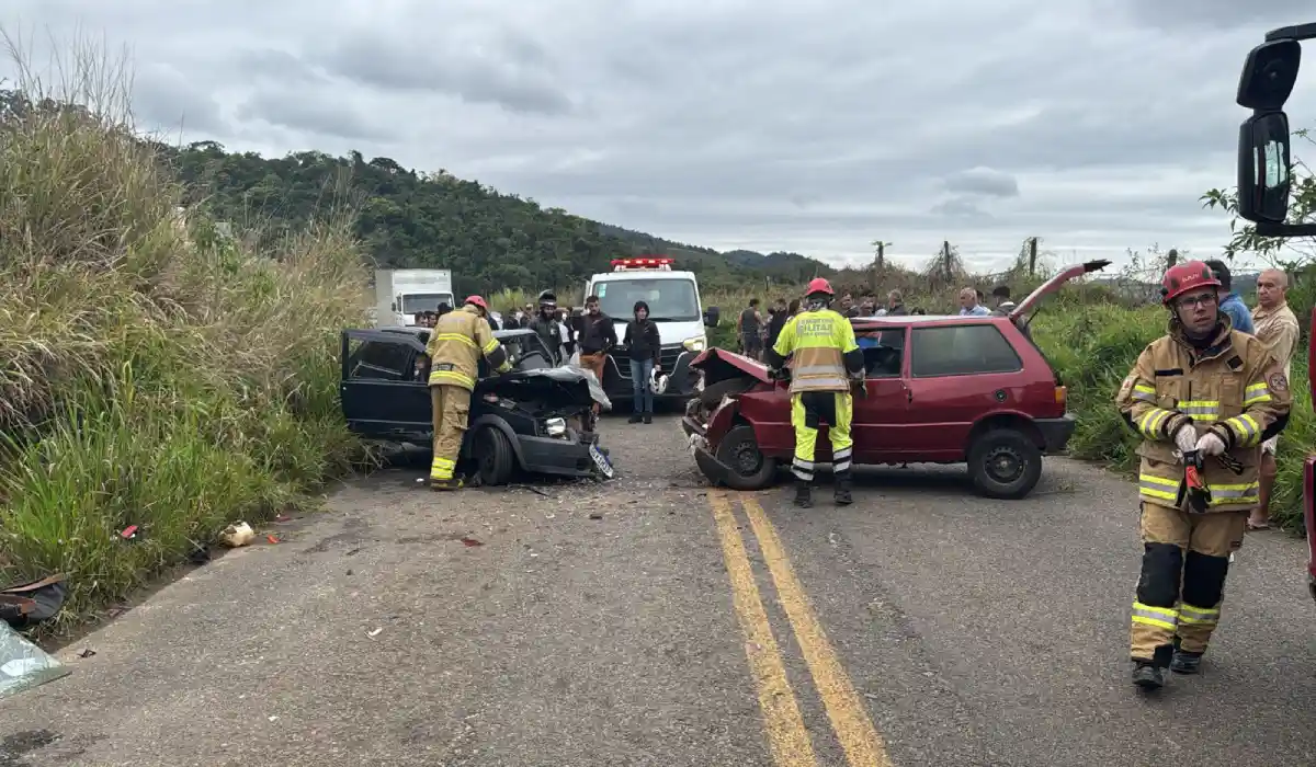 Acidente na MG-135, entre Juiz de Fora e Pedro Teixeira