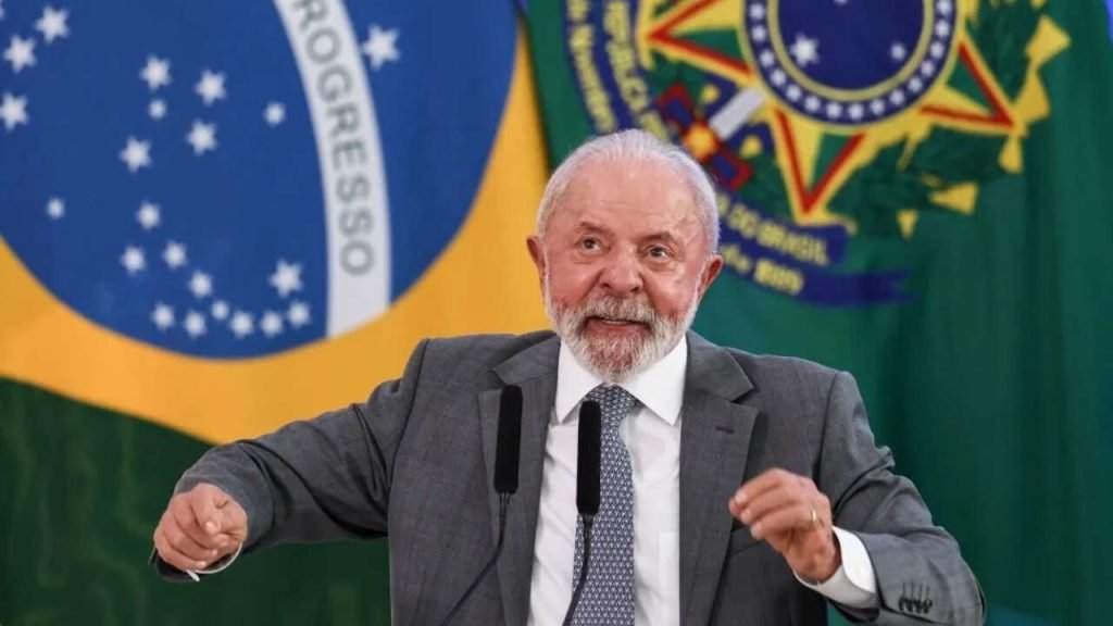 Lei federal proíbe linguagem neutra em documentos oficiais