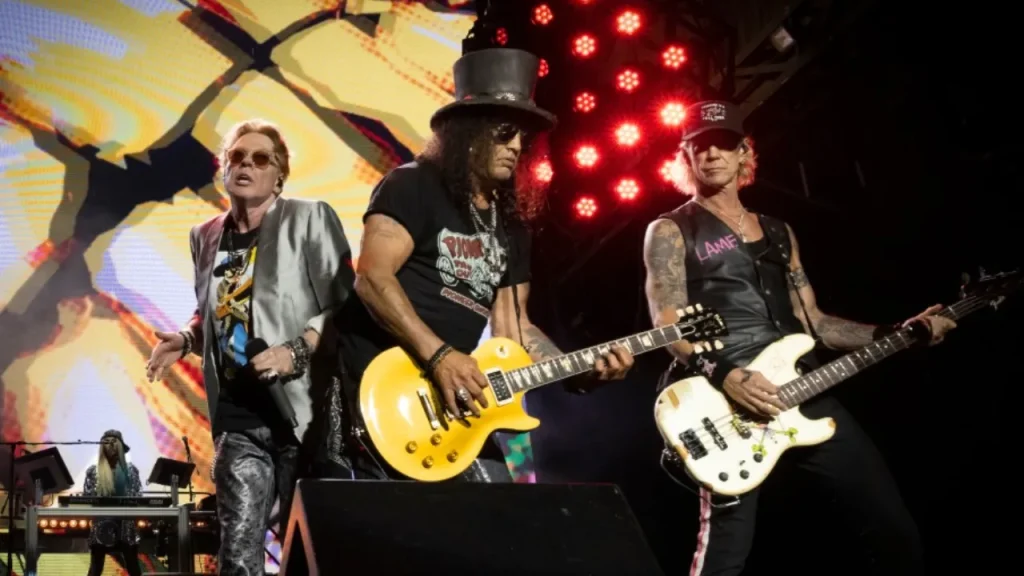 Minas Guns N' Roses