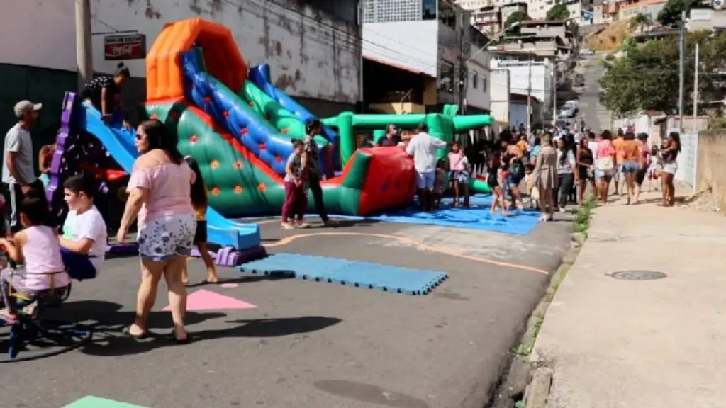 Confira como será a nova edição do projeto Rua de Brincar, que acontece neste domingo, 9, em Juiz de Fora.