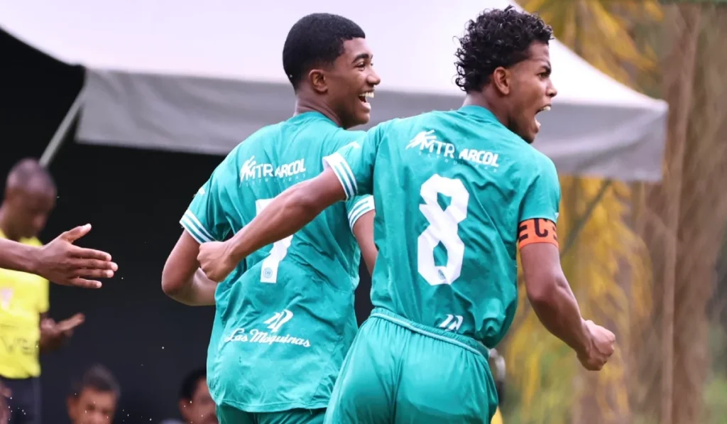 Sport Club Juiz de Fora próximo do acesso