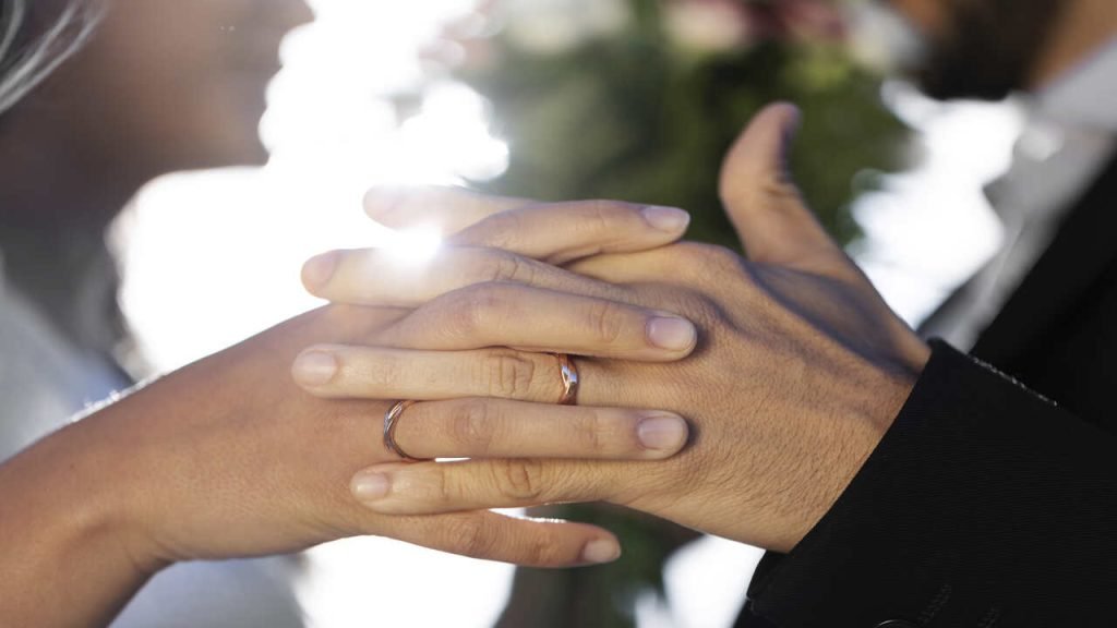 Maioria dos moradores de Juiz de Fora vive fora de união conjugal, mostra IBGE