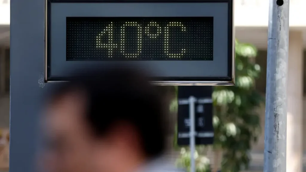 Casos de AVC aumentam no verão e calor acende alerta para riscos à saúde 4 casos de calor avc brasil