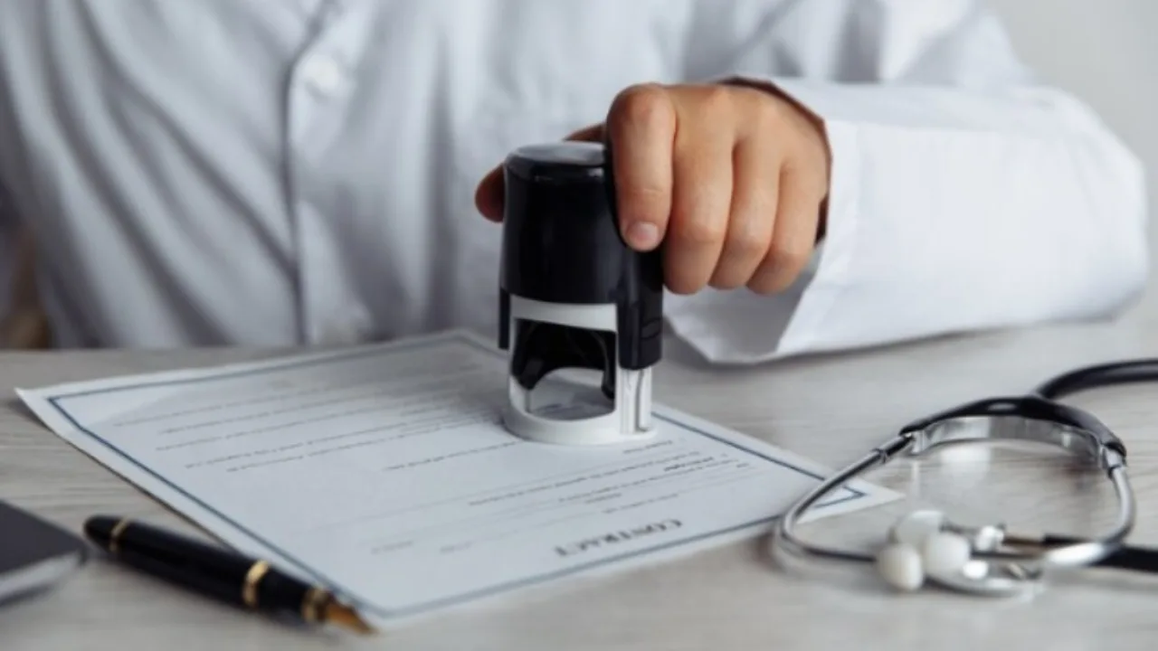 CFM barrar 13 mil medicos enamed