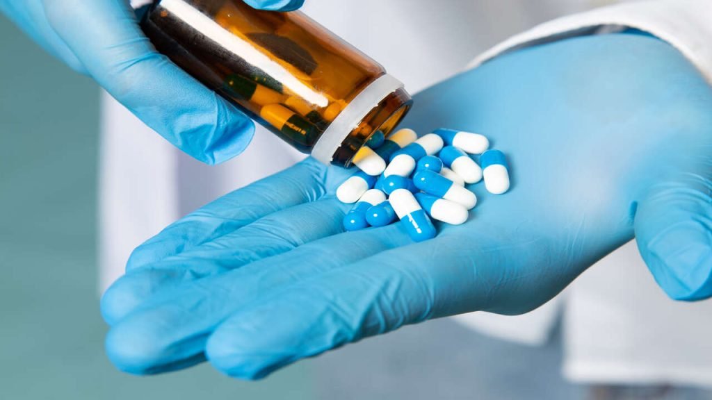 Cofen autoriza prescrição de antibióticos por enfermeiros em todo o país