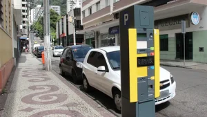 Estapar doa R$ 50 mil e suspende cobrança da Área Azul em Juiz de Fora