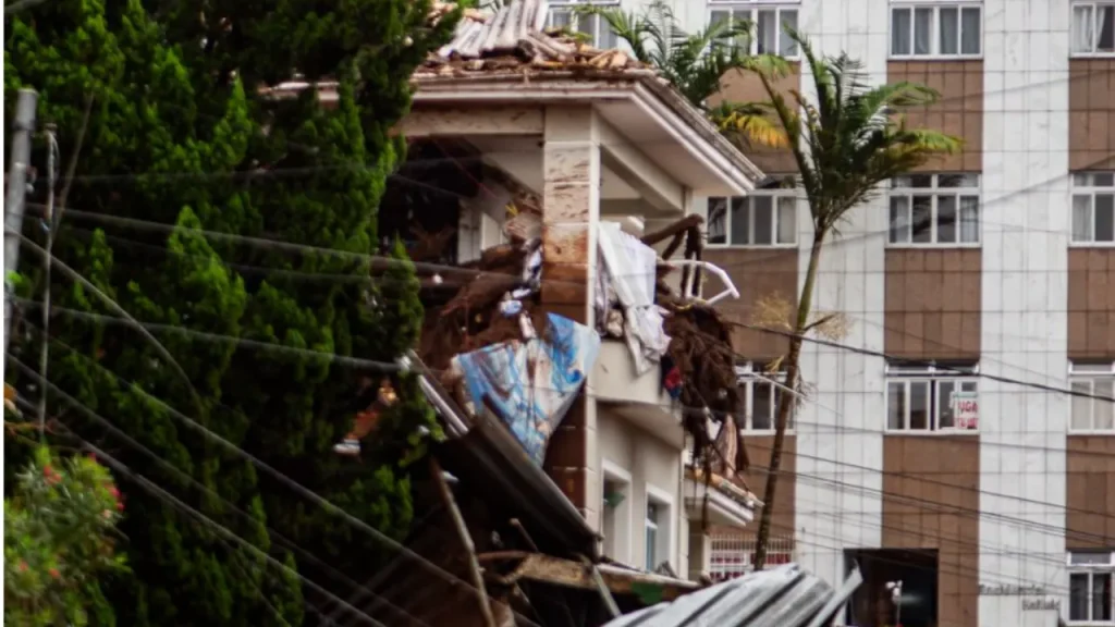 escolas ponto de apoio chuvas juiz de fora auxilio reconstrução