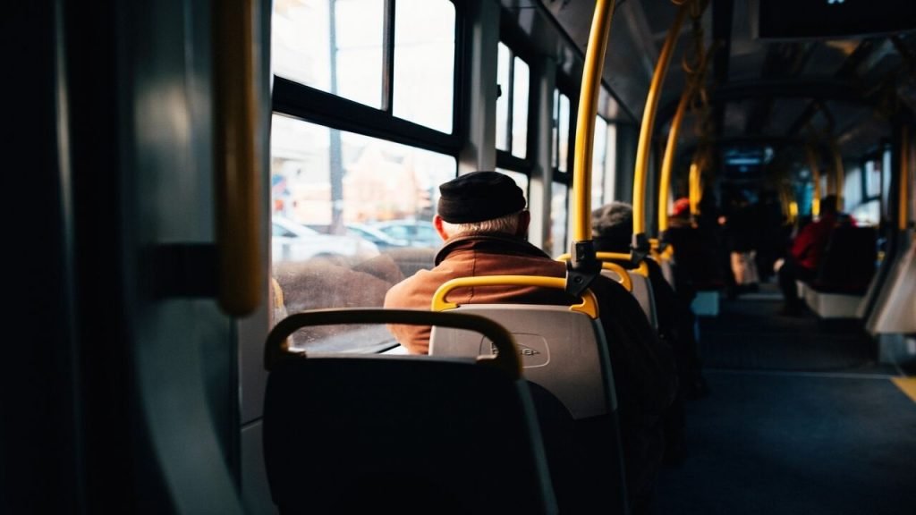 Justiça mantém condenação contra empresa após roda de ônibus ferir pedestre em BH