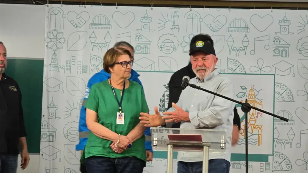 Em Juiz de Fora, Lula promete reconstrução de cidades da Zona da Mata 7 Lula em Juiz de Fora