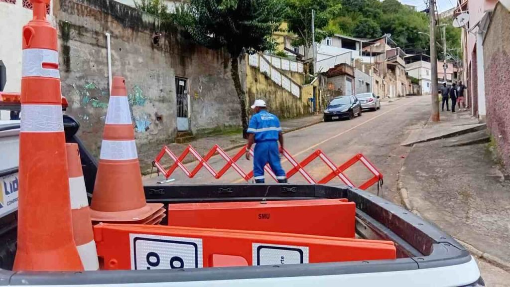PJF atualiza lista de ruas interditadas e liberadas nesta terça-feira