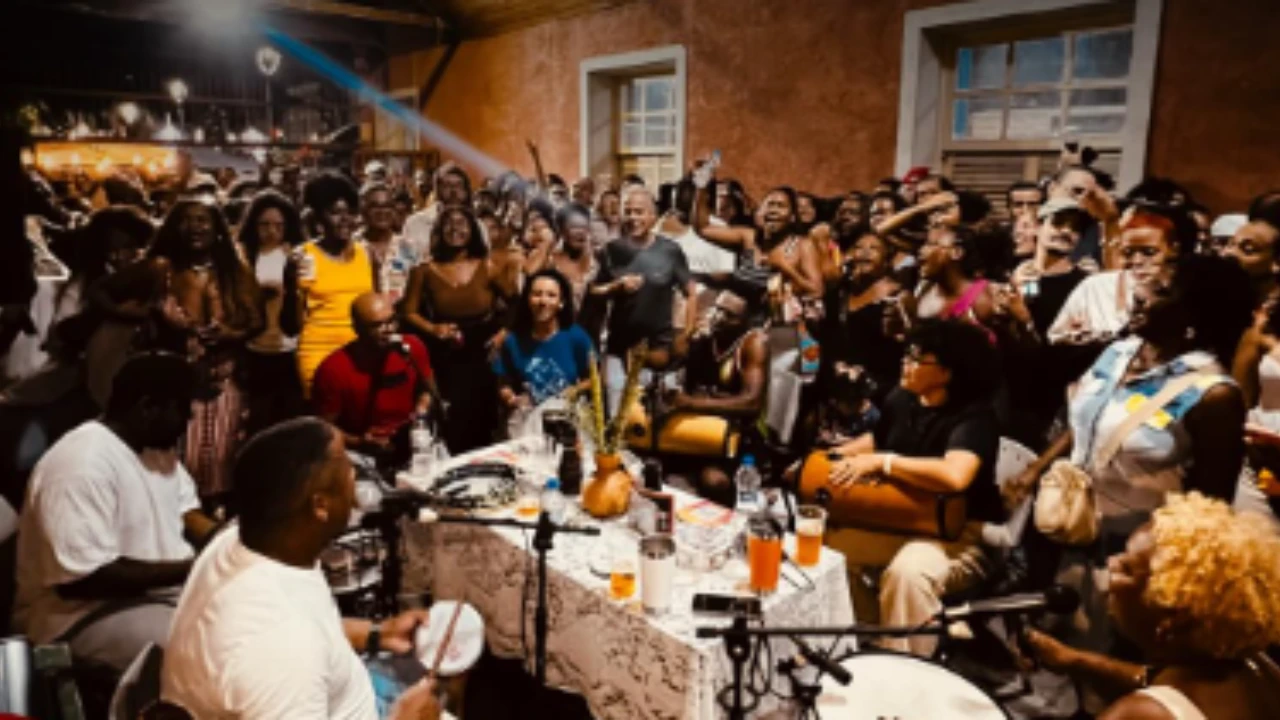 Samba dos Amigos se apresenta em ato do Dia do Trabalhador em Juiz de Fora