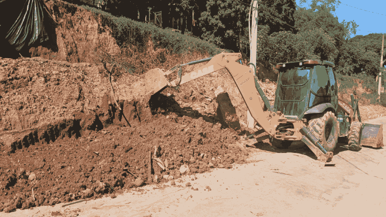 Demlurb amplia atuação após chuvas e ultrapassa 350 vias atendidas em Juiz de Fora