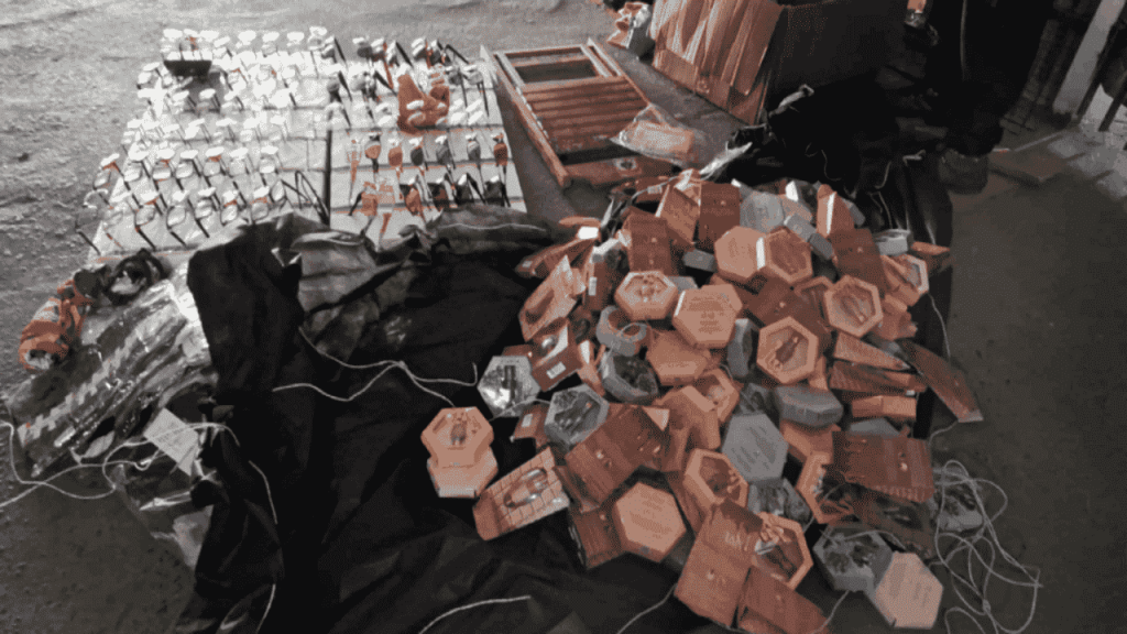 Operação da Prefeitura recolhe mais de 400 produtos irregulares no Centro de Juiz de Fora