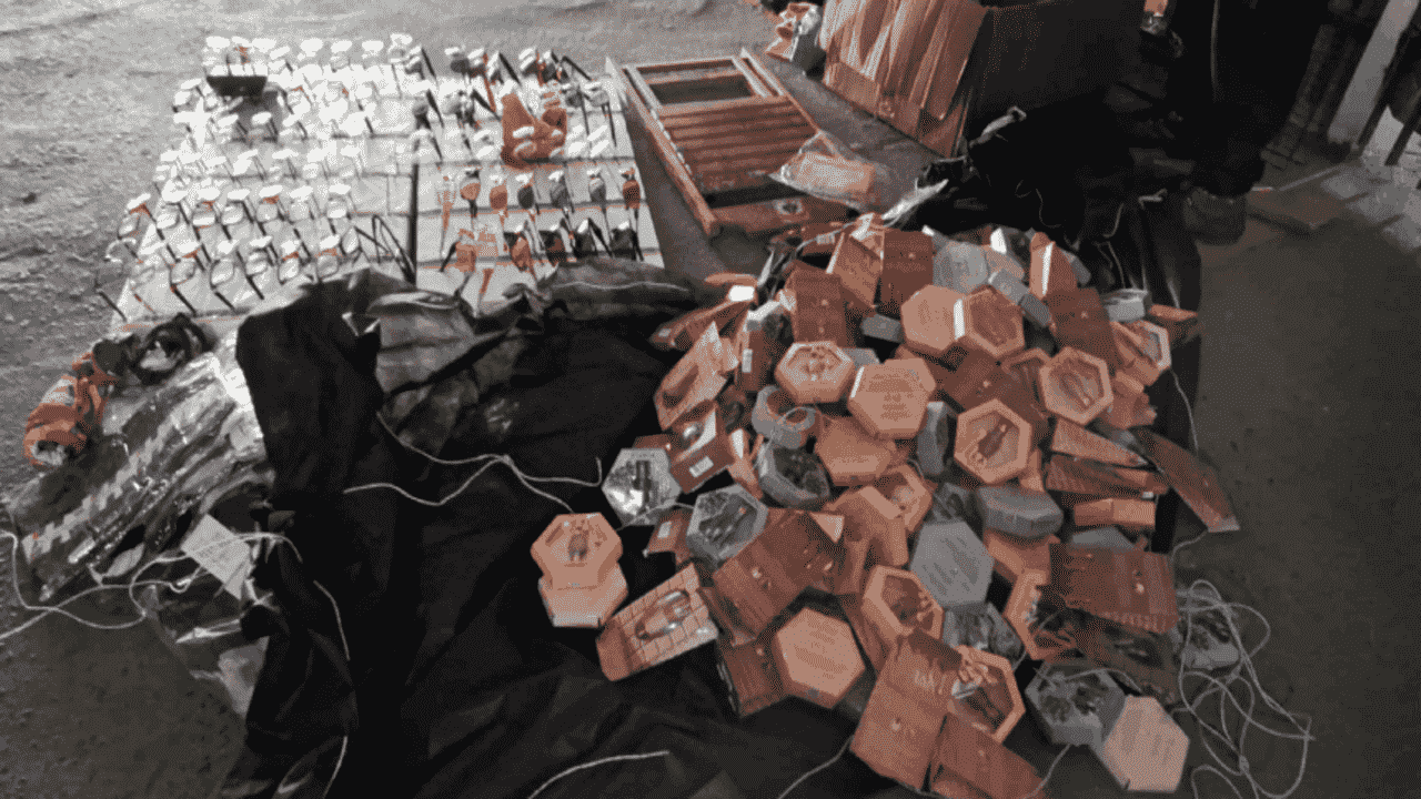 Operação da Prefeitura recolhe mais de 400 produtos irregulares no Centro de Juiz de Fora