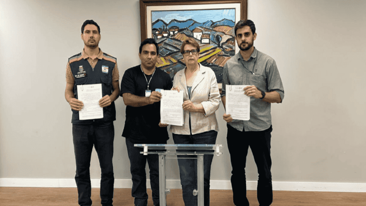 Prefeitura firma contratos para obras emergenciais de contenção em áreas atingidas pelas chuvas em Juiz de Fora