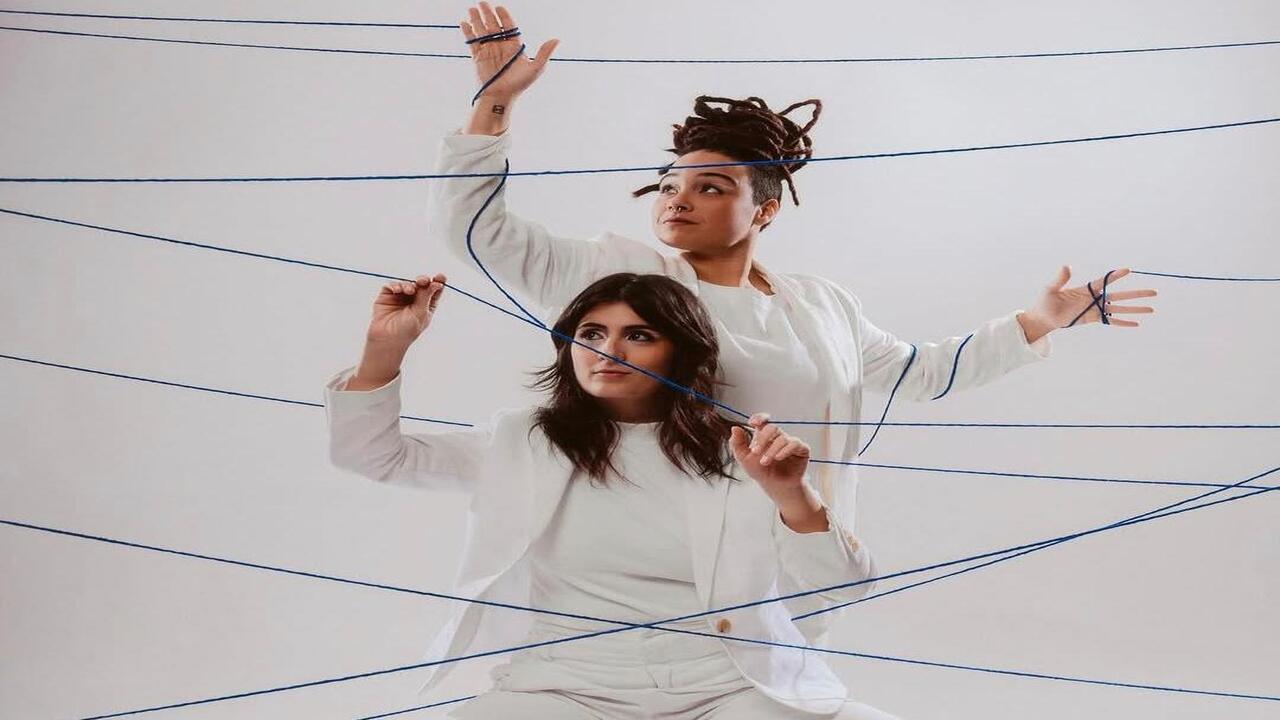 Laura Conceição e Clara Castro lançam álbum “Novelo” nesta quinta (24)