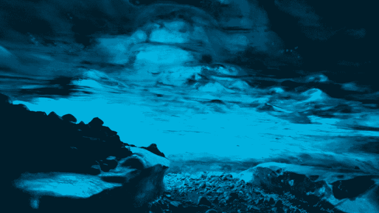 Exposição “Cores Invisíveis” é aberta no Mercado Municipal de Juiz de Fora