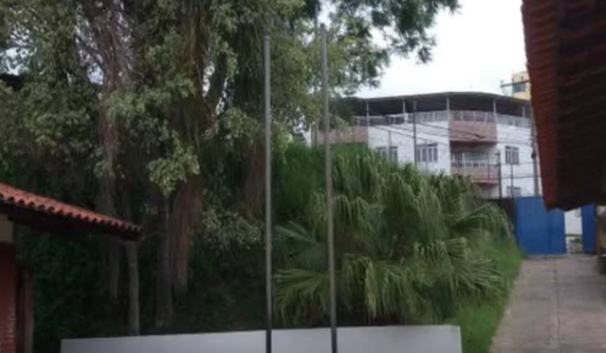 adolescente é apreendido após importunação sexual em escola de Juiz de Fora