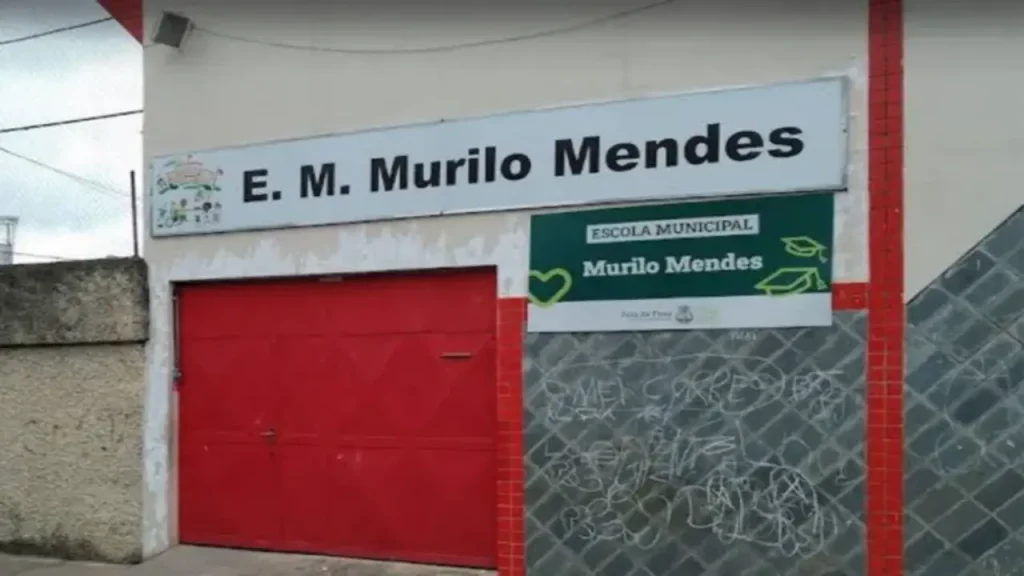 Pais reclamam de mudança no transporte de alunos de escolas municipais transferidas para o Centro de Juiz de Fora