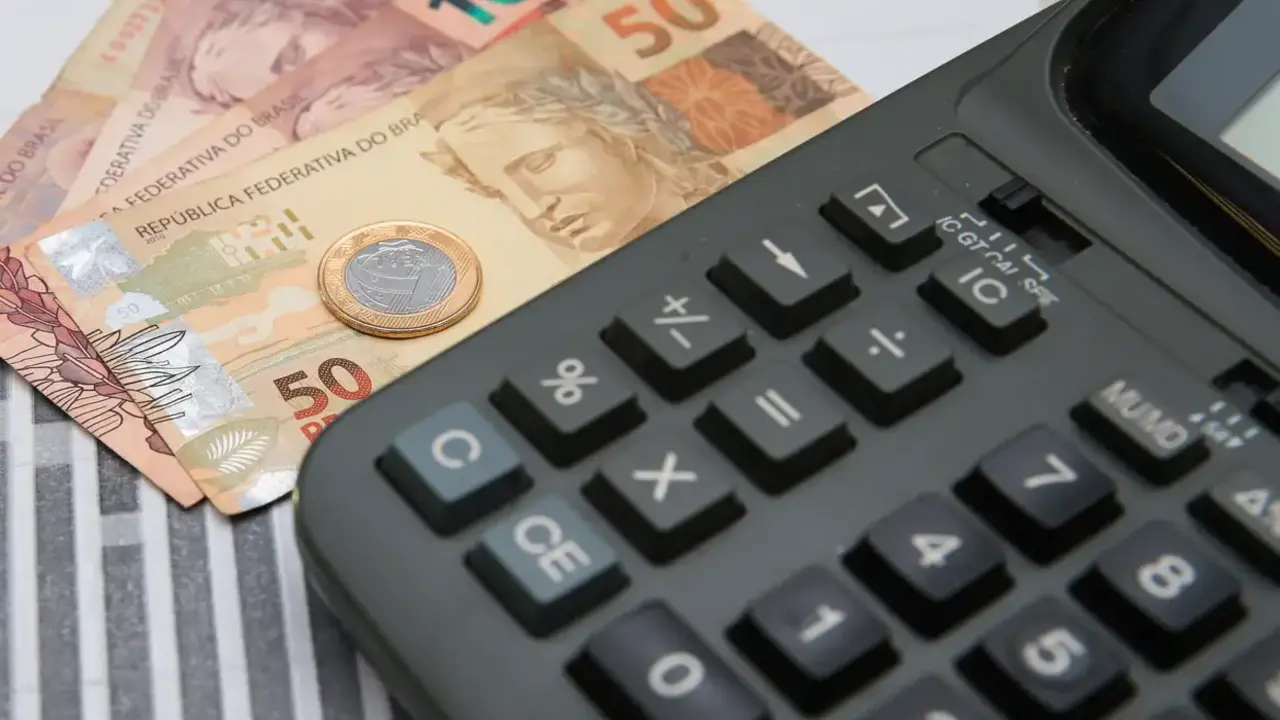 Receita libera consulta ao 1º lote do IR 2026 com valor recorde; pagamentos começam na próxima semana