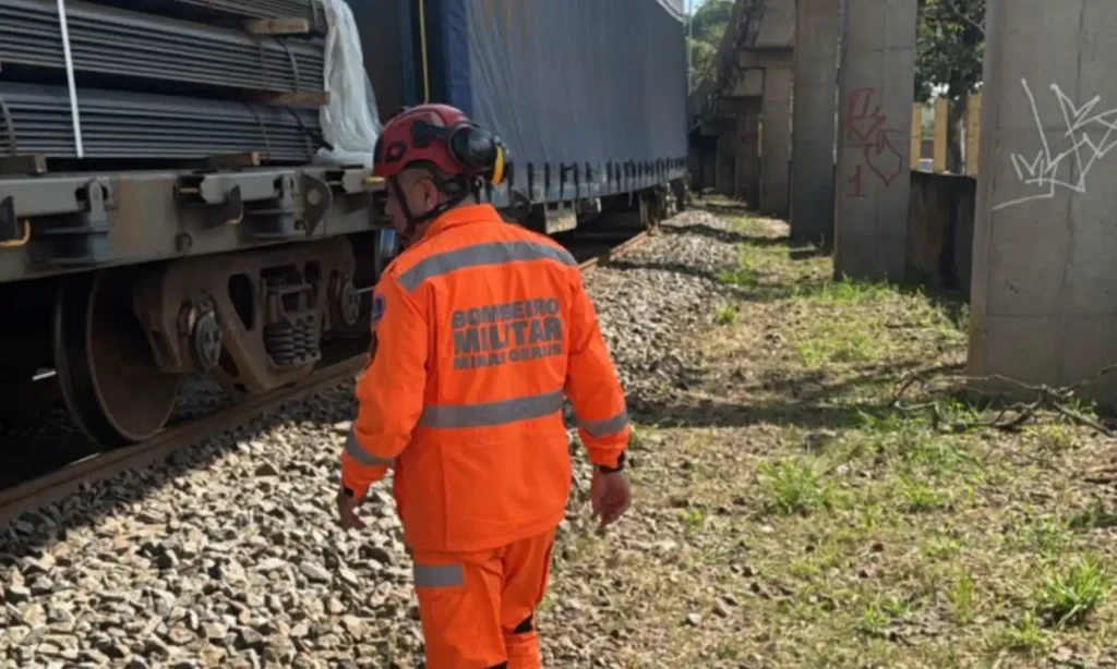 Jovem é atropelado por trem e fica em estado grave em Juiz de Fora 5 jovem atropelado por trem em juiz de fora-