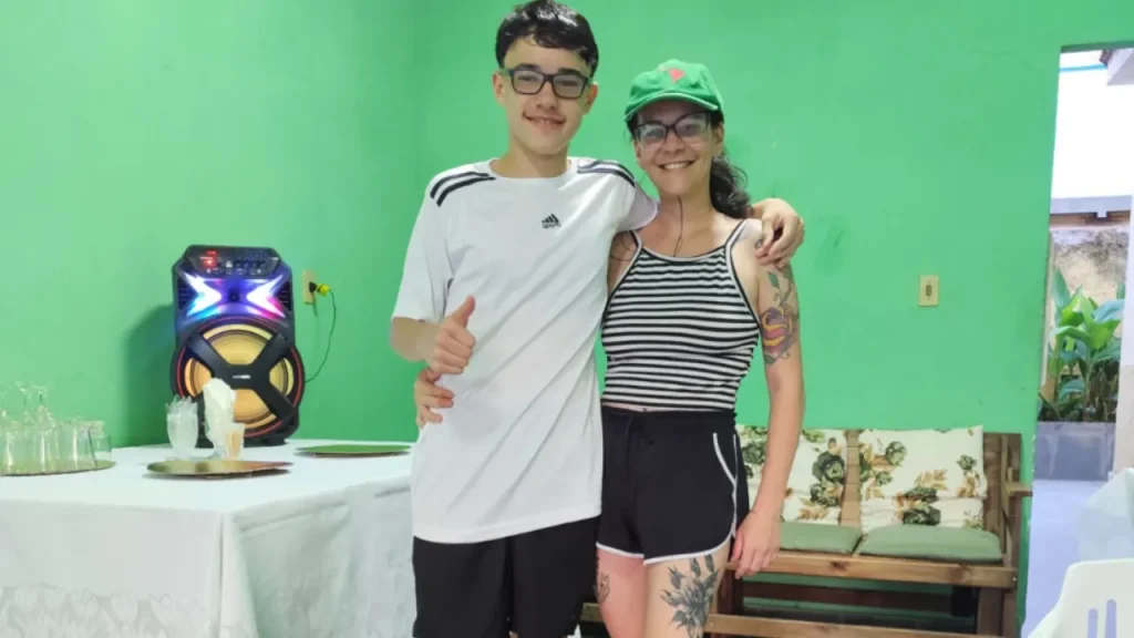 mariana neves com o filho dia das maes juiz de fora