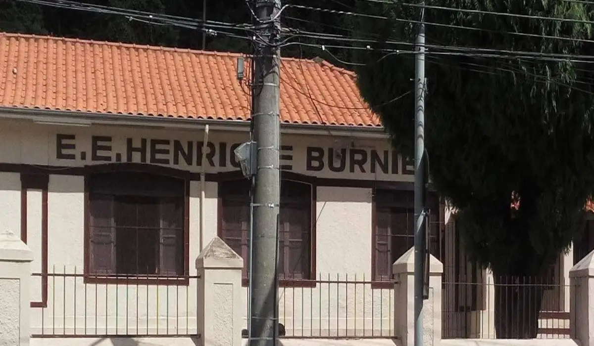 Aluno foi picado por escorpião na Escola Estadual Henrique Burnier, em Juiz de Fora