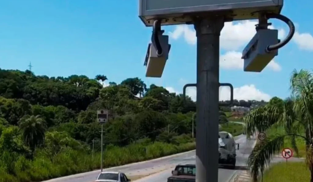 Mais de 30 acidentes na Rua Santo Antônio acendem alerta para instalação de radares em Juiz de Fora 2 radares inteligentes em minas gerais juiz de fora