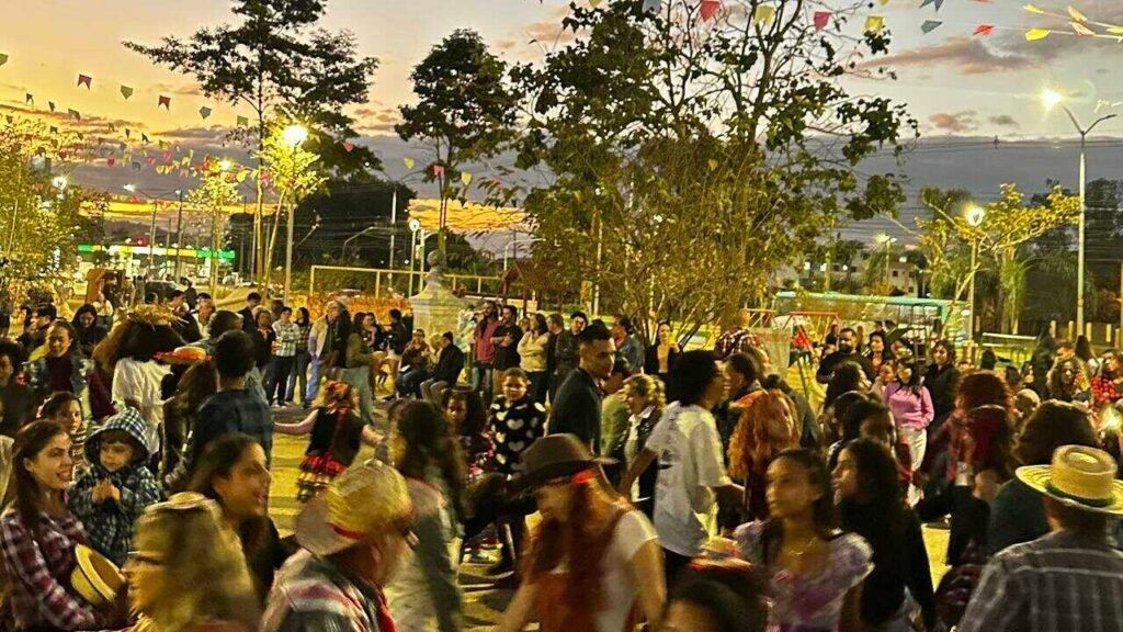 Arraiá da Praça CEU reúne cultura, comidas típicas e quadrilha neste domingo em Juiz de Fora 1 Arraiá da Praça CEU reúne cultura, comidas típicas e quadrilha neste domingo em Juiz de Fora