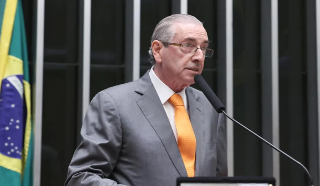 Ministério Público Eleitoral pede que Justiça barre candidatura de Eduardo Cunha a deputado federal por Minas 2 Ex-presidente da Câmara dos Deputados Eduardo Cunha enviou emendas parlamentares para cidades de Minas Gerais