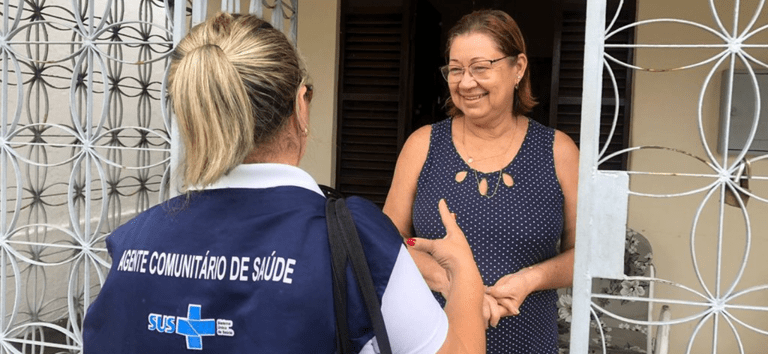 Concurso em cidade mineira abre vagas na saúde com salário de R$ 3,2 mil
