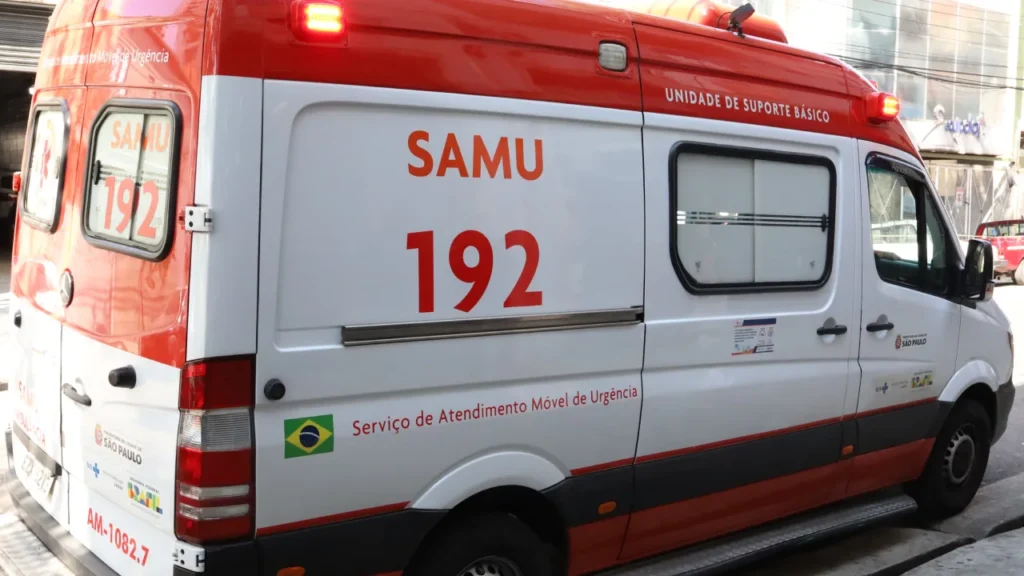 Homem é transferido para HPS após ser pisoteado por boi em Rio Novo