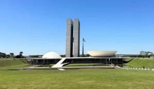 Minas Gerais tem 17 candidatos ao Senado nas eleições de 2026